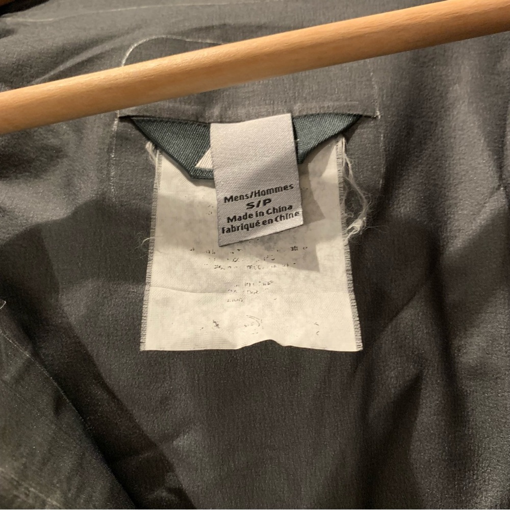 Mountain Hardware Jacket - image 8